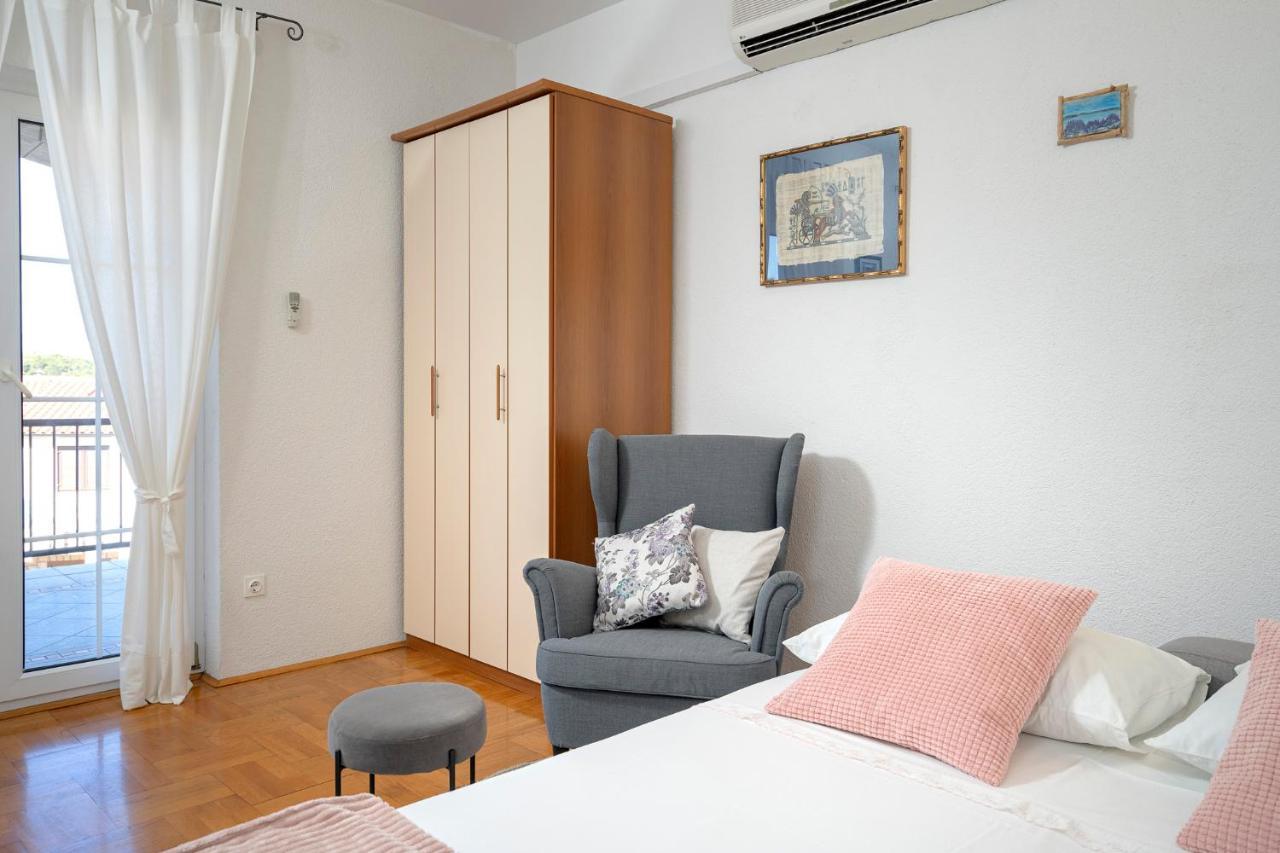 Apartment Nela Kalina Jelsa  Esterno foto