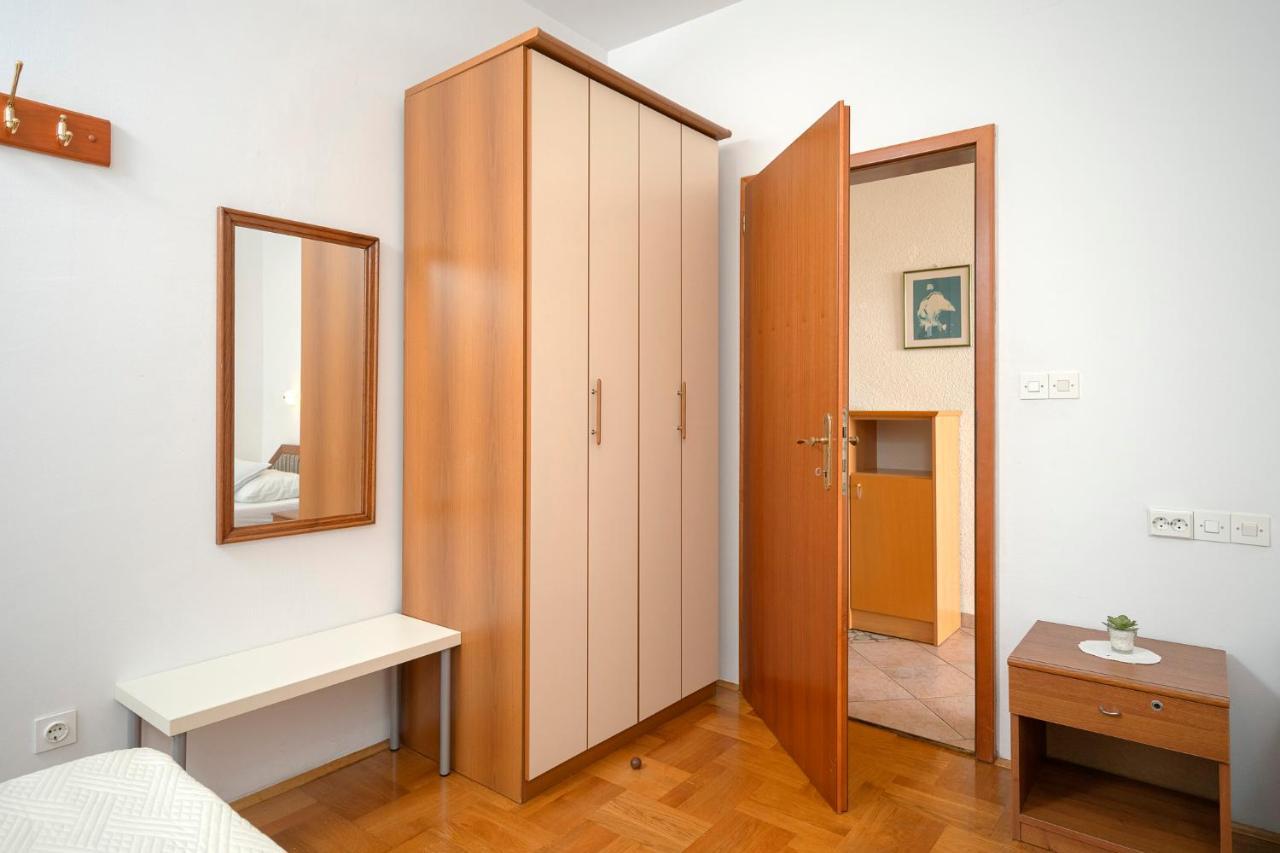 Apartment Nela Kalina Jelsa  Esterno foto