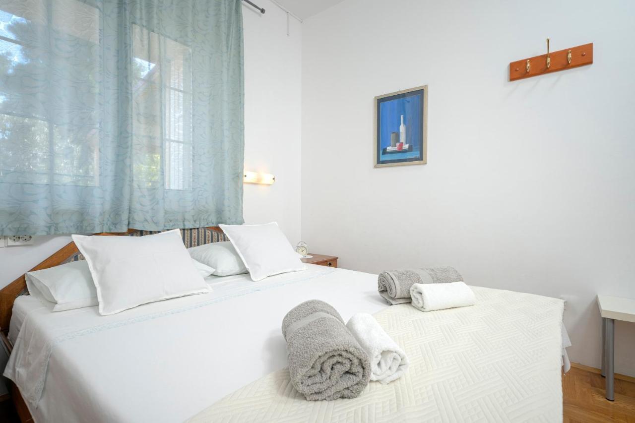 Apartment Nela Kalina Jelsa  Esterno foto