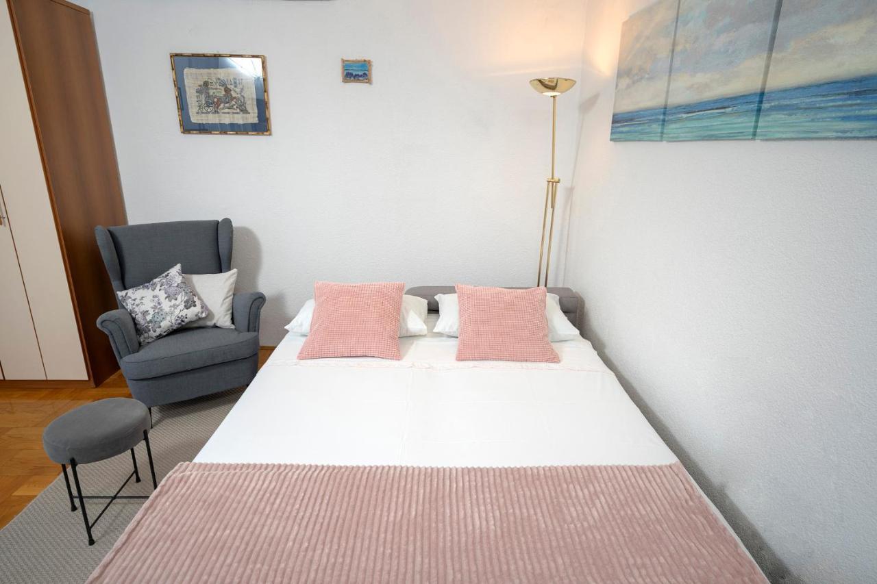 Apartment Nela Kalina Jelsa  Esterno foto